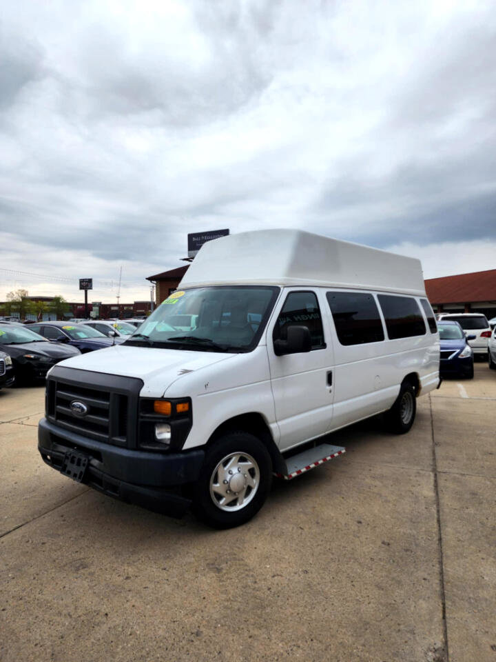 Used 2013 Ford E-150 and Econoline 150 Extended w/ PWR Group image 3