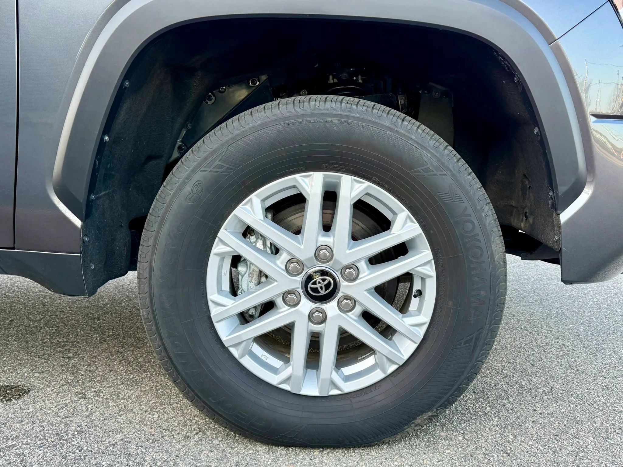 Used 2025 Toyota Tundra SR5 w/ SR5 Convenience Package image 19