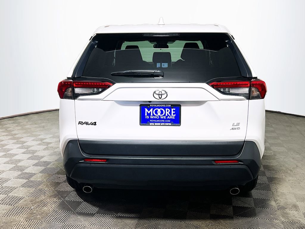 Certified 2025 Toyota RAV4 LE AWD/4WD image 7
