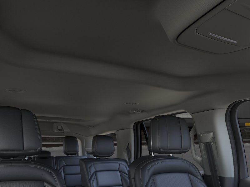 New 2026 Lincoln Navigator Premiere AWD/4WD image 23