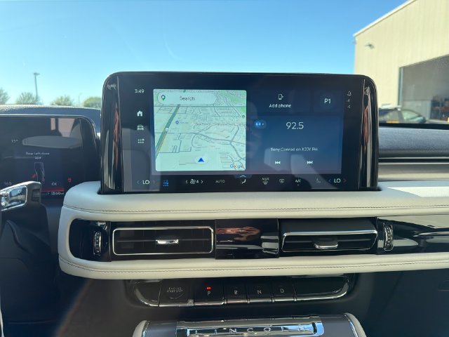 New 2027 Lincoln Aviator AWD image 20