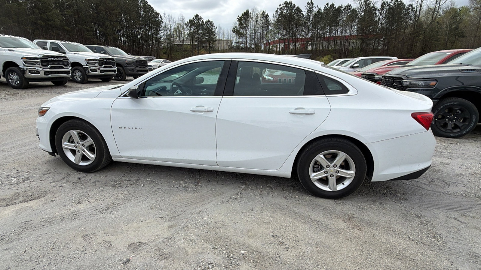 Used 2021 Chevrolet Malibu LS FWD image 11