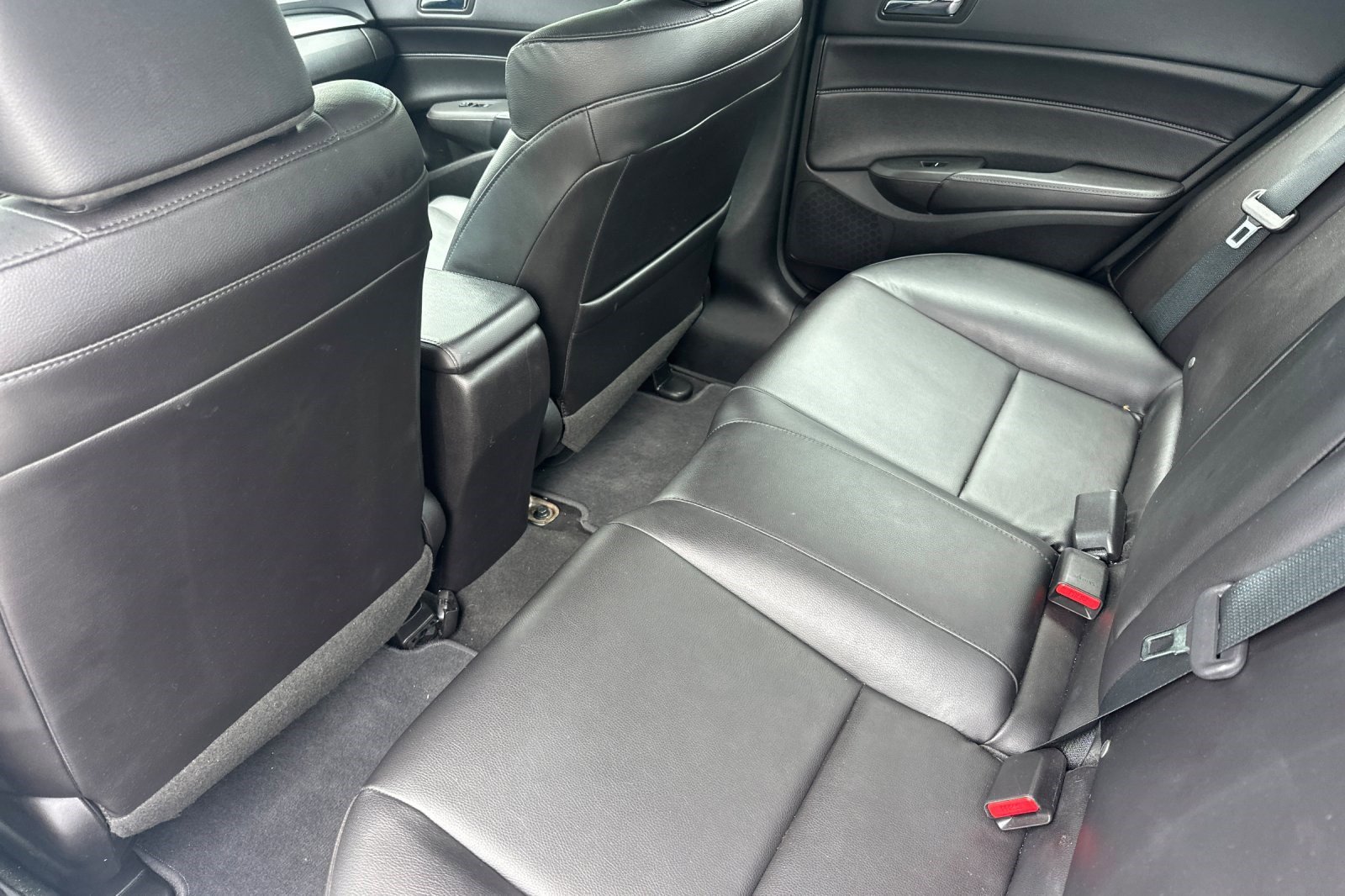 Used 2017 Acura ILX FWD image 15