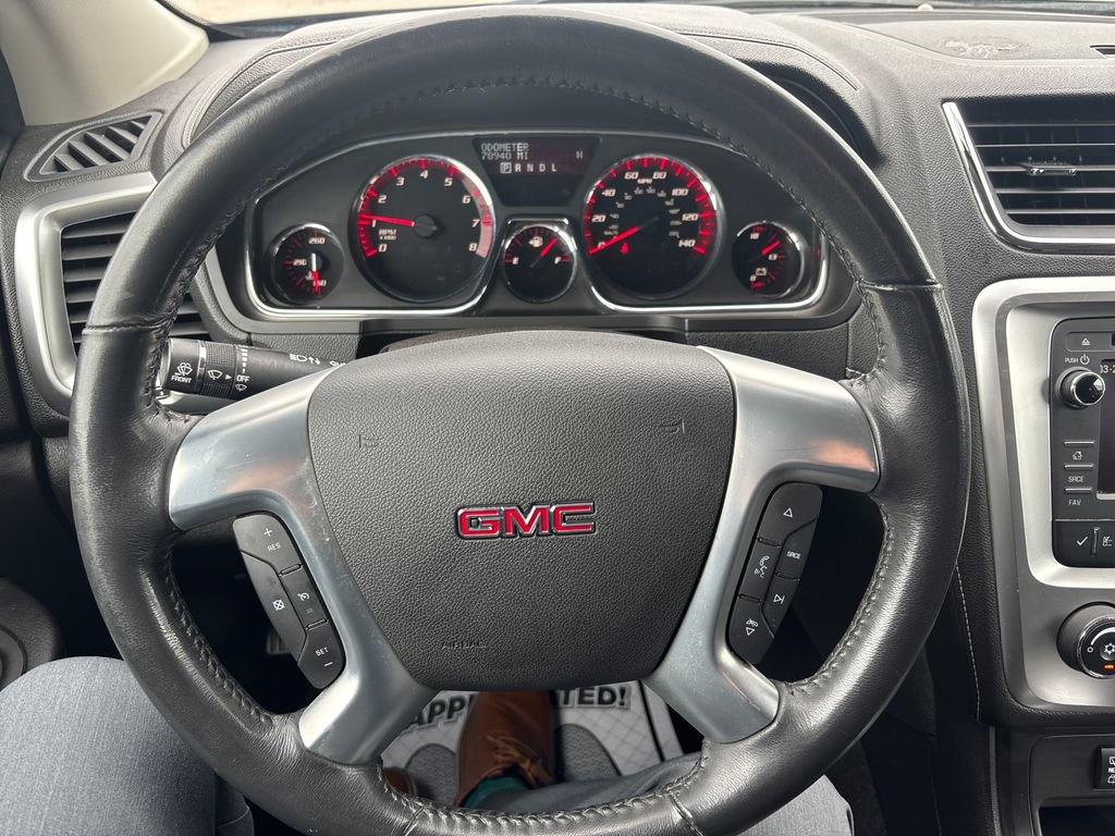 Used 2016 GMC Acadia SLE image 18
