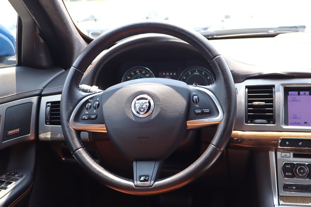 Used 2013 Jaguar XF R RWD image 18