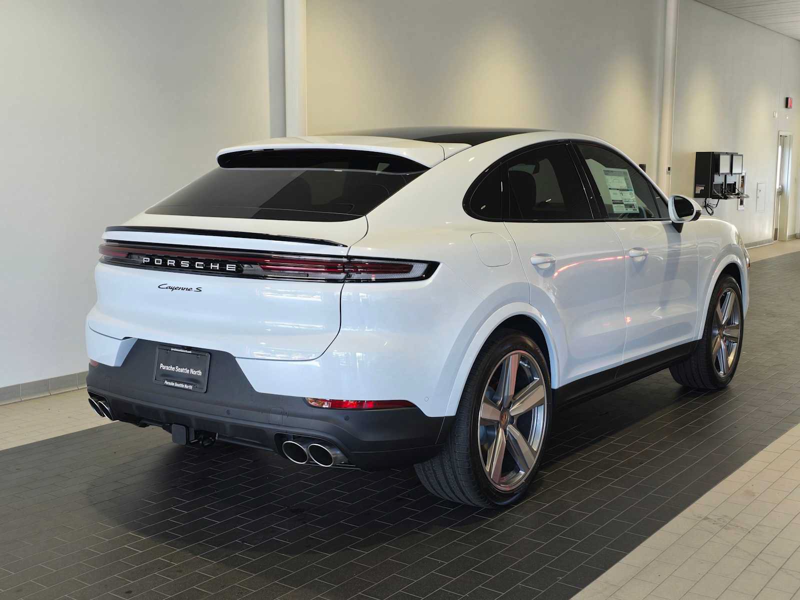 New 2025 Porsche Cayenne S AWD/4WD image 7