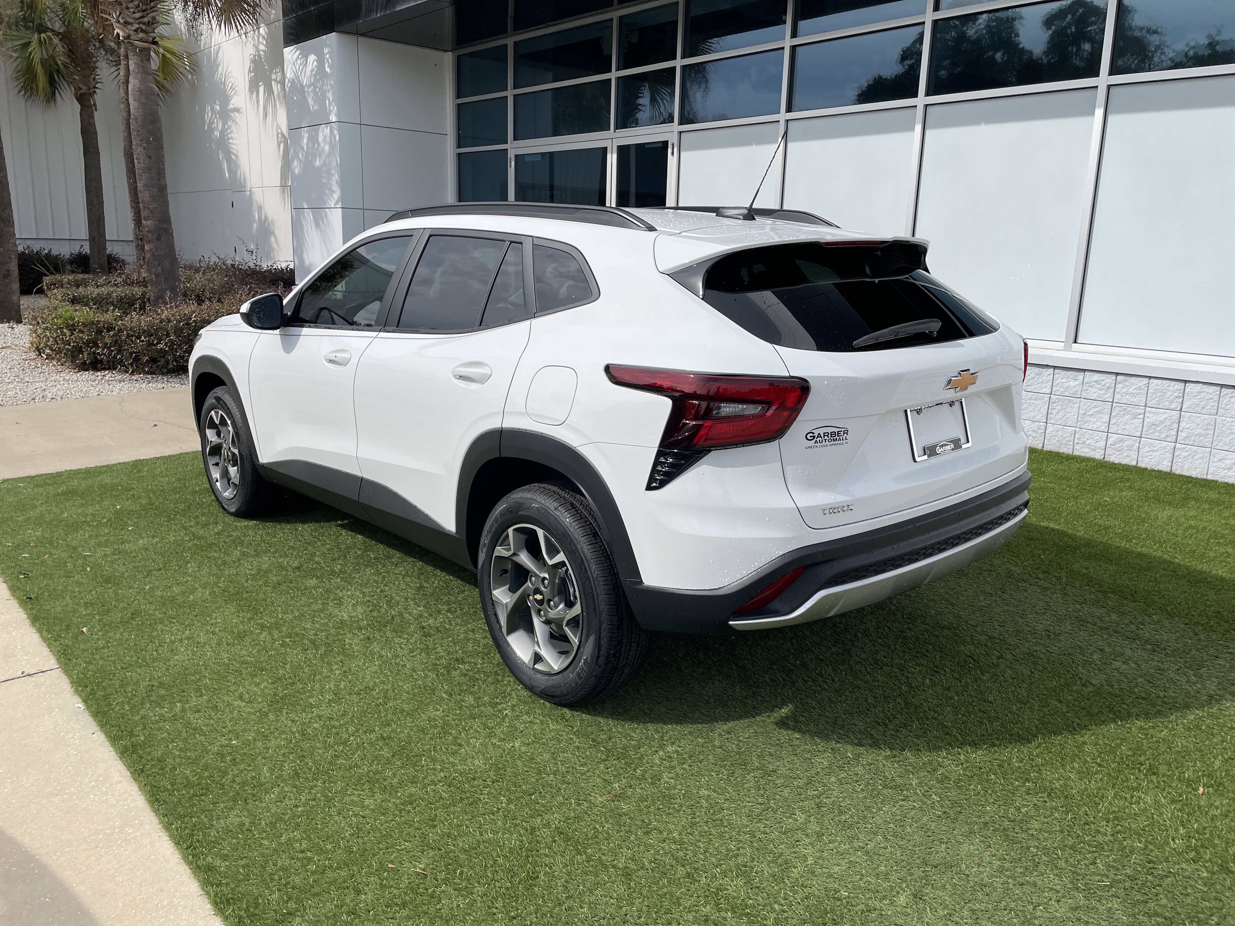 New 2025 Chevrolet Trax LT w/ Driver Confidence Package image 5