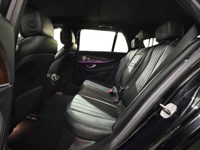 Used 2017 Mercedes-Benz E 400 4MATIC Wagon image 54
