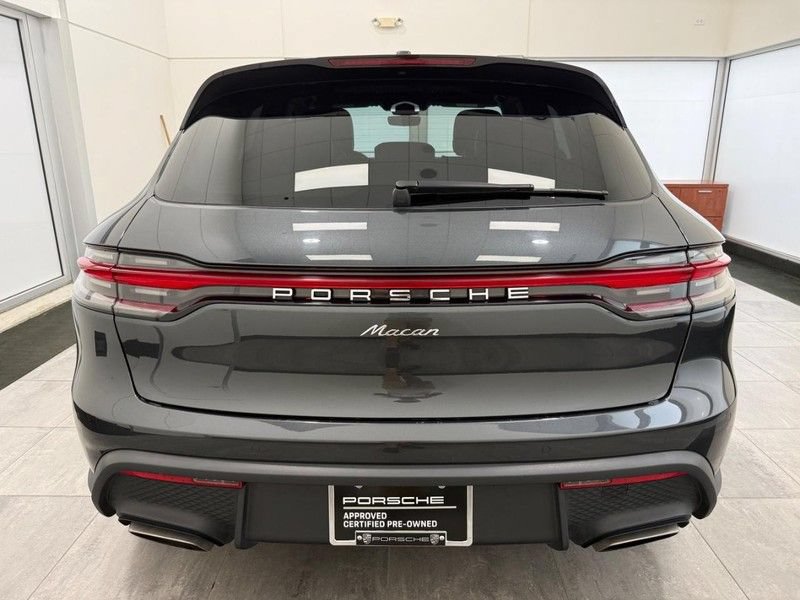 Certified 2025 Porsche Macan AWD/4WD image 6