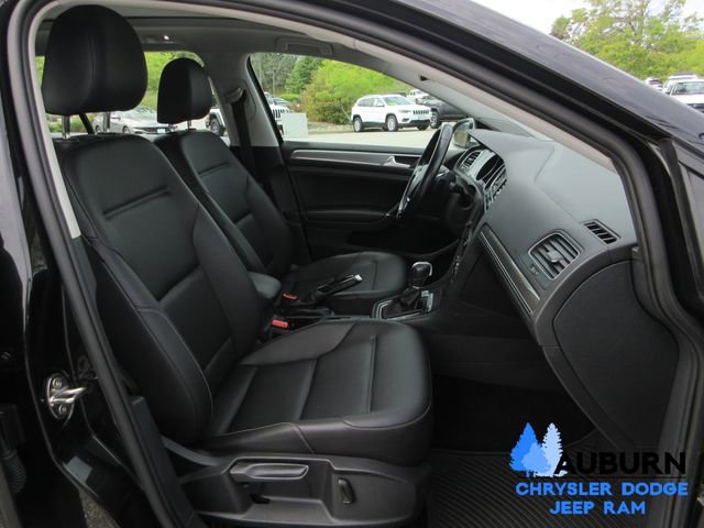 Used 2017 Volkswagen Golf Alltrack SE image 15