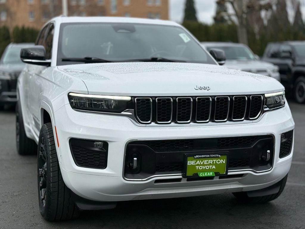 Used 2022 Jeep Grand Cherokee Overland w/ Luxury Tech Group IV image 7