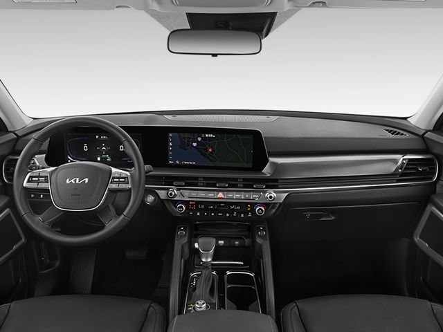 Used 2023 Kia Telluride S w/ S Sunroof Package image 3