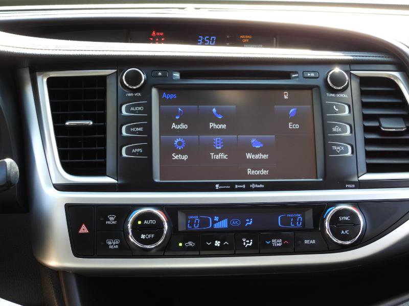 Used 2017 Toyota Highlander Plus image 42