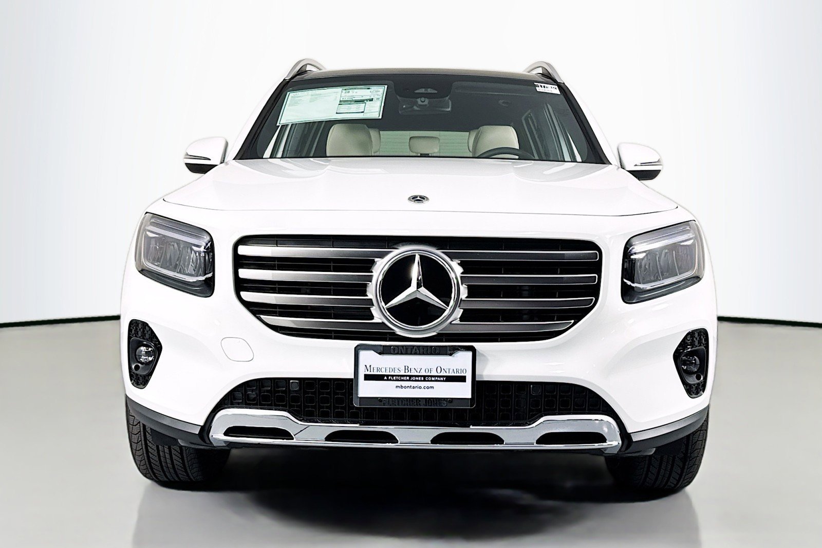 New 2026 Mercedes-Benz GLB 250 image 2