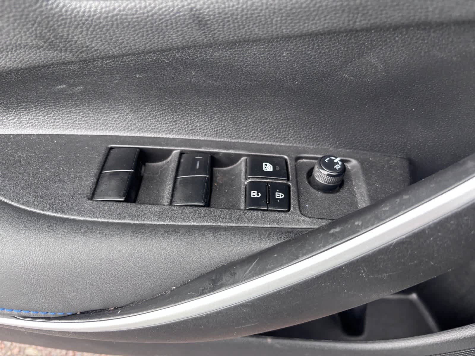 Used 2022 Toyota Corolla SE FWD image 14