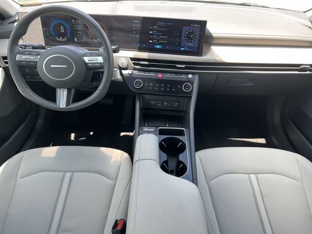 Certified 2025 Hyundai Sonata SEL FWD image 17
