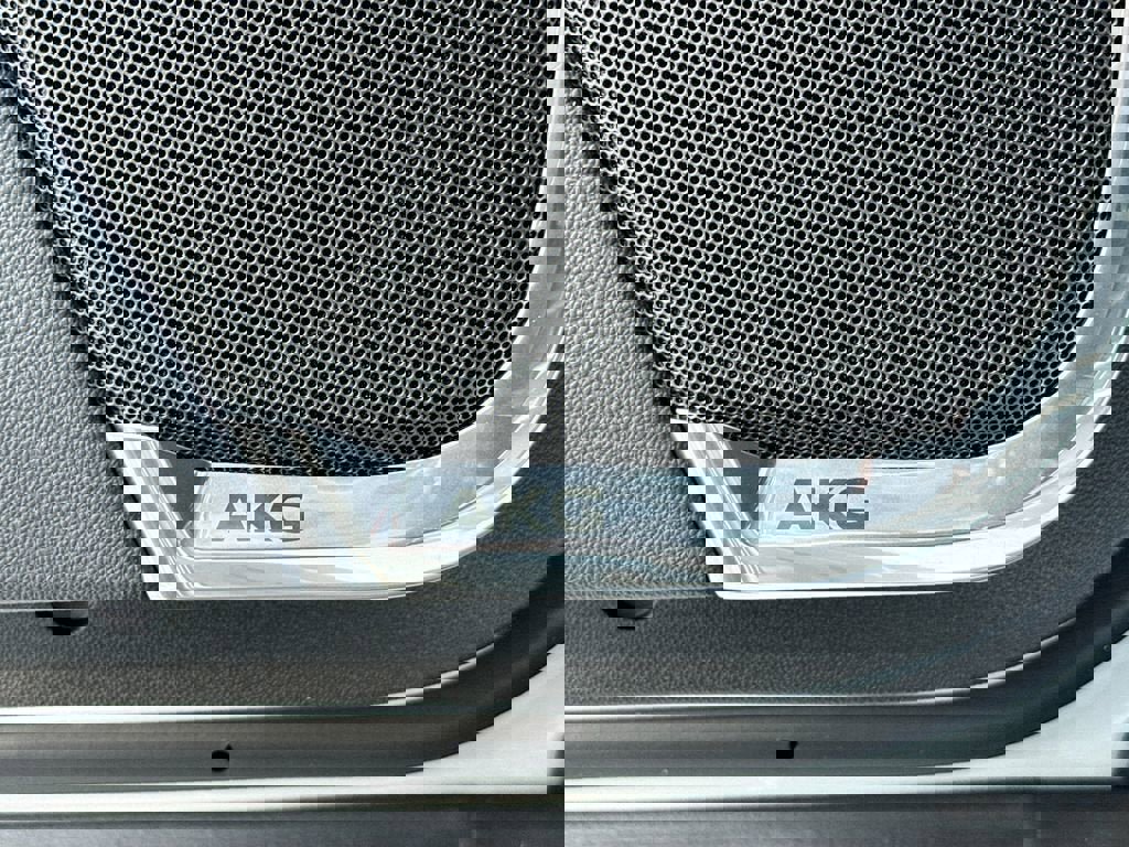 New 2026 Cadillac Escalade Platinum Sport w/ LPO, ONYX Package image 12