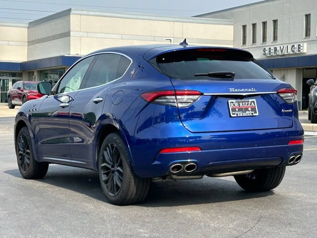 Used 2024 Maserati Levante GT Ultima AWD/4WD image 8