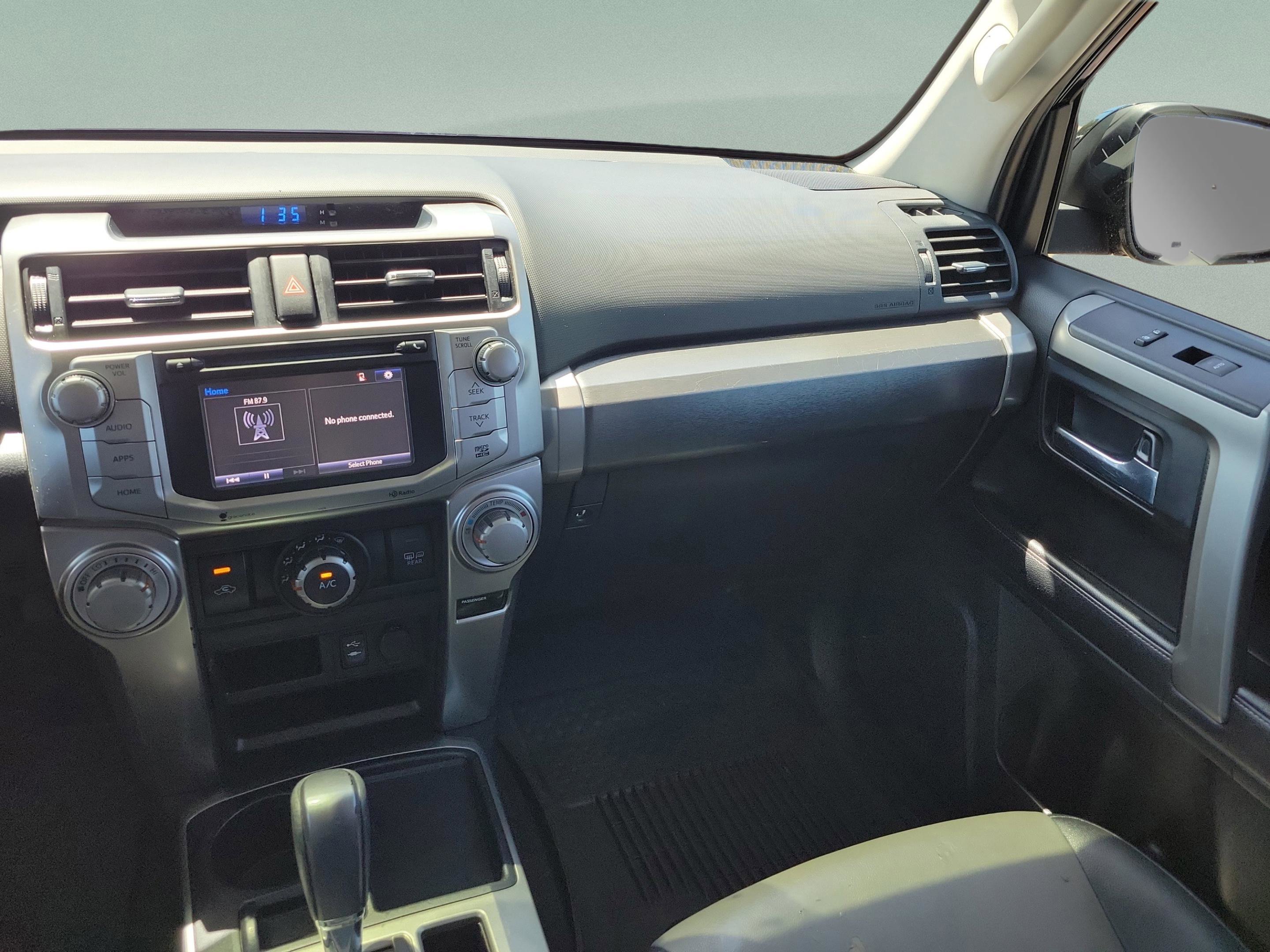 Used 2015 Toyota 4Runner SR5 Premium RWD image 17