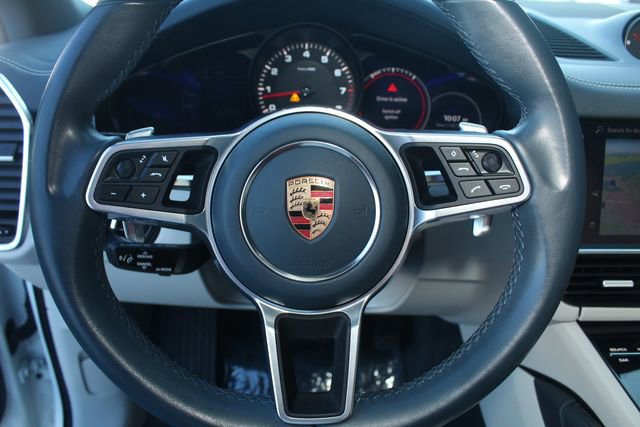 Certified 2023 Porsche Cayenne Platinum Edition image 19