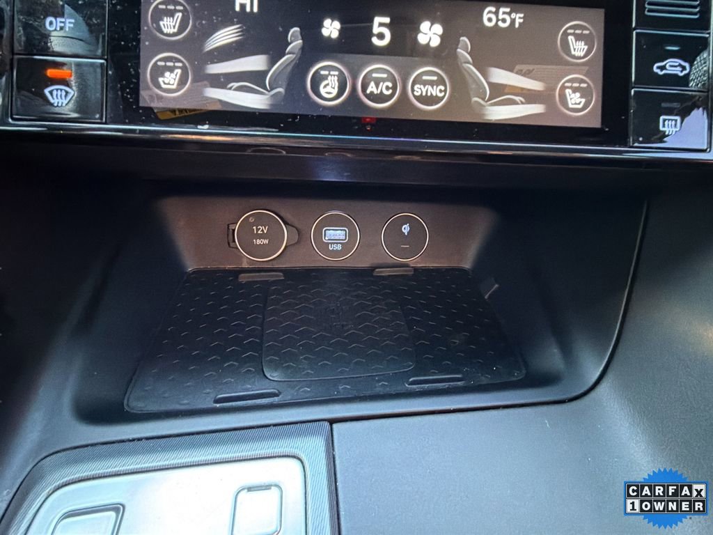 Used 2025 Genesis G70 3.3T Advanced w/ Sport Prestige Package image 28