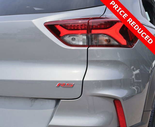 Used 2023 Chevrolet TrailBlazer RS w/ Sun and Liftgate Package image 9