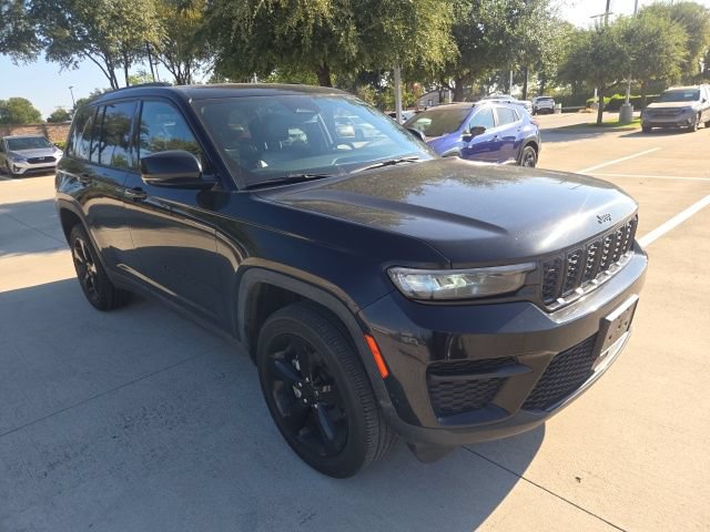 Used 2023 Jeep Grand Cherokee Altitude