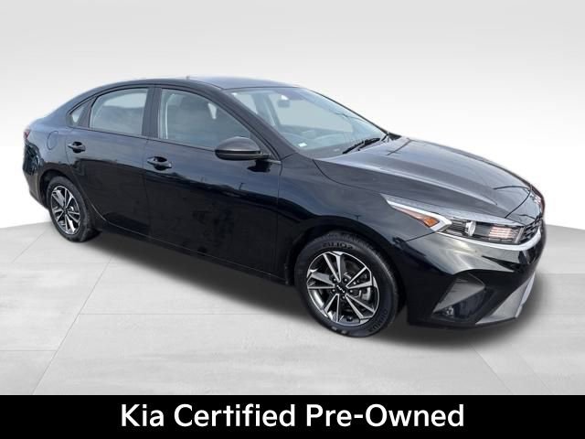 Used 2024 Kia Forte LXS image 1