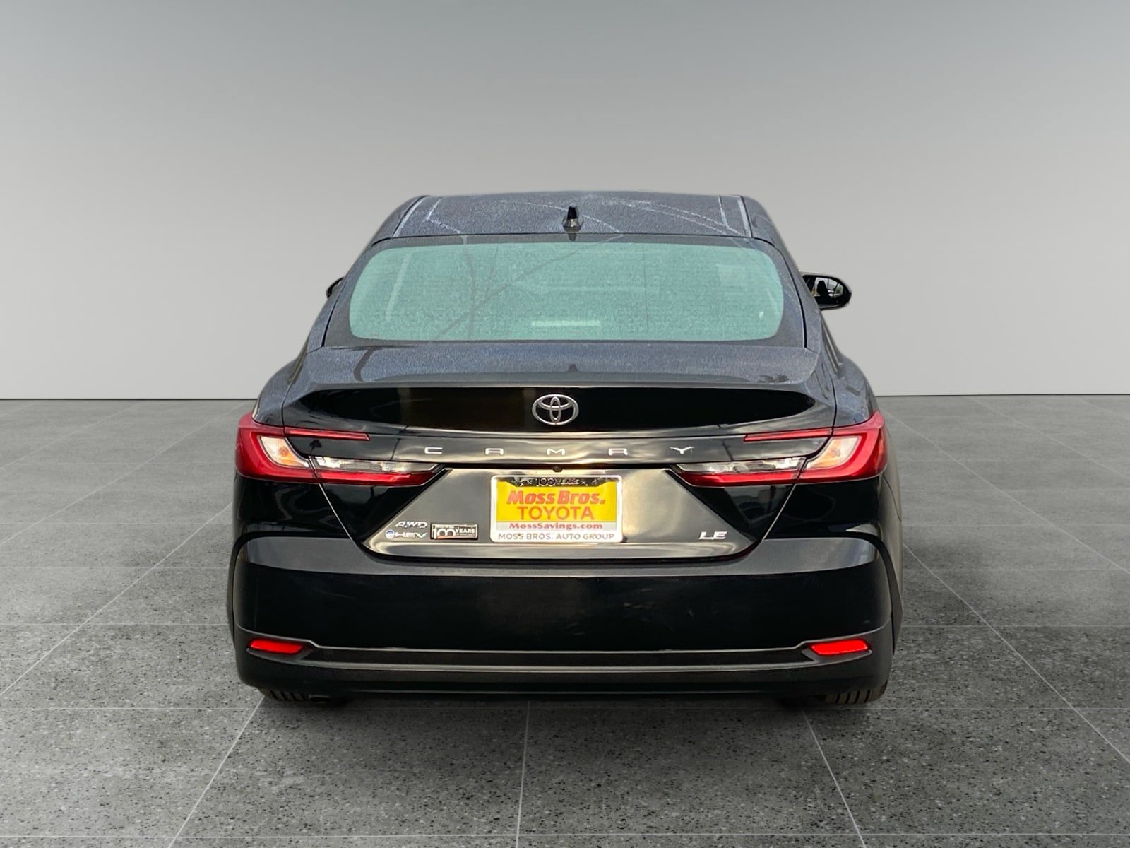 Used 2025 Toyota Camry LE w/ Convenience Package AWD/4WD image 4