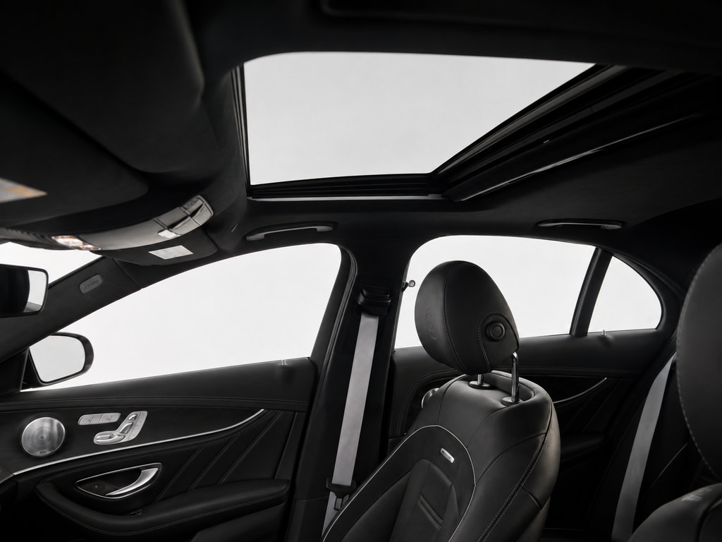 Used 2018 Mercedes-Benz E 63 AMG S image 12