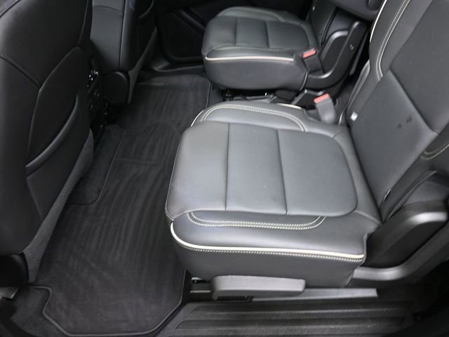 Used 2023 Chevrolet Traverse Premier w/ LPO, Cargo Package image 23