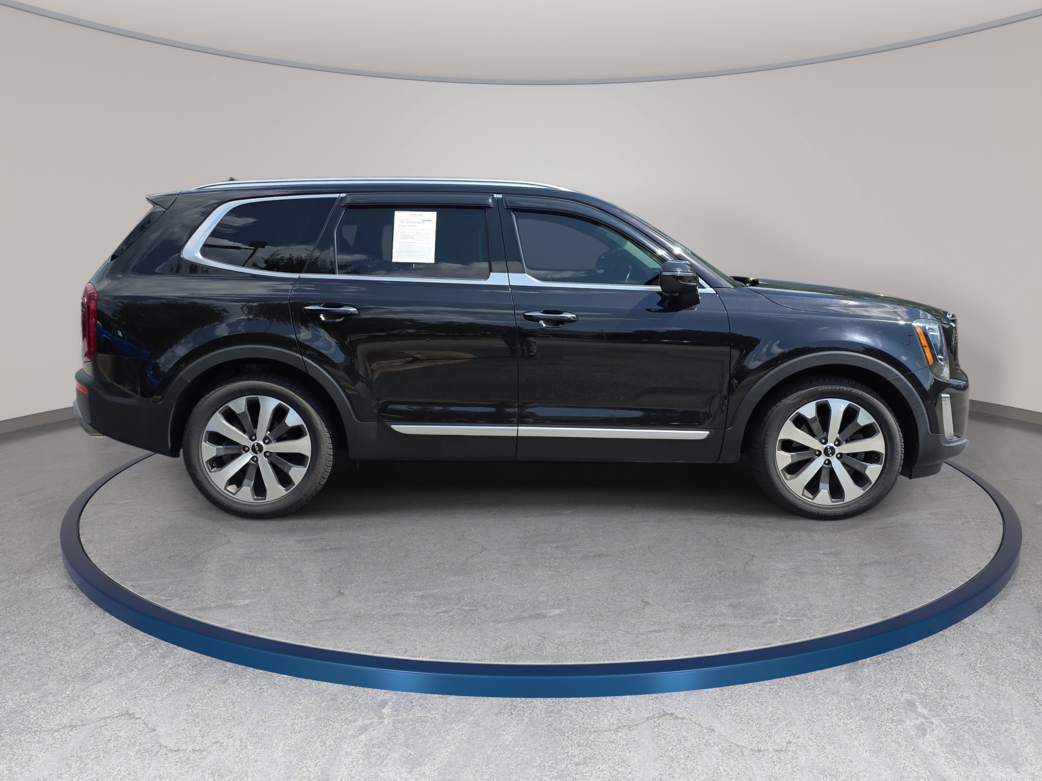 Used 2022 Kia Telluride S AWD/4WD image 4