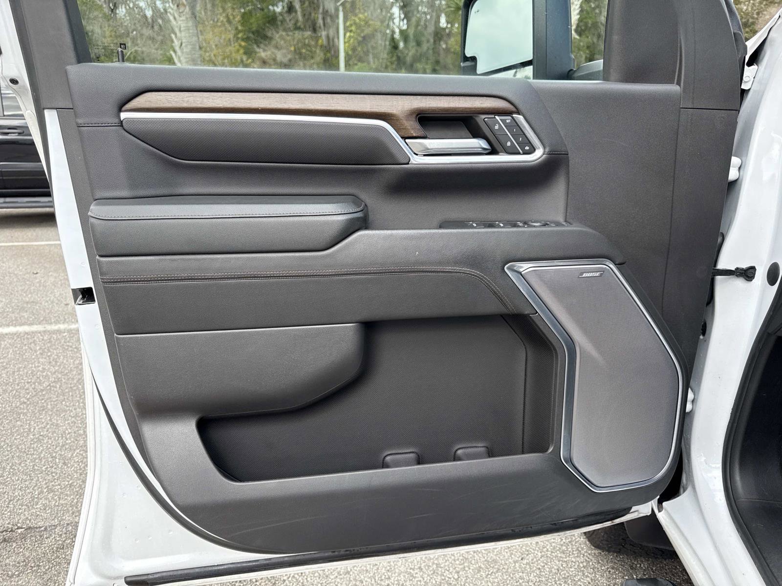 Used 2024 Chevrolet Silverado 2500 High Country image 17