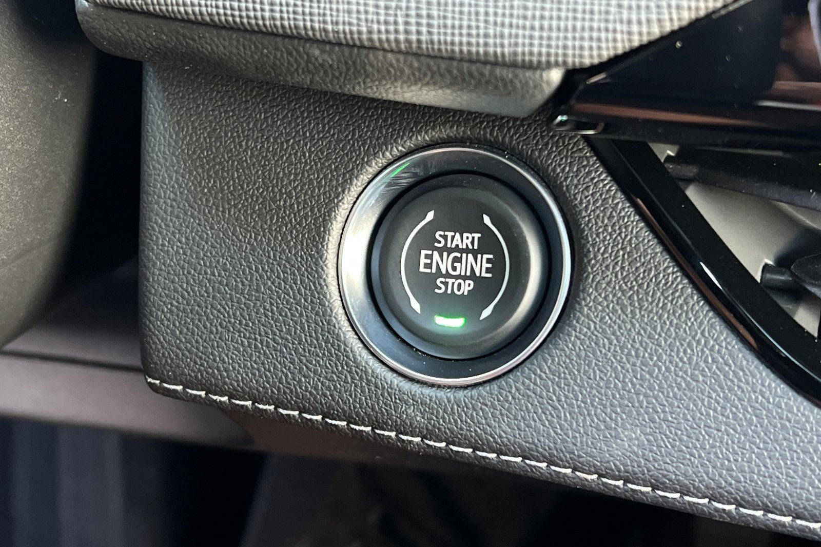 New 2026 Buick Enclave Sport Touring w/ Power Package FWD image 22