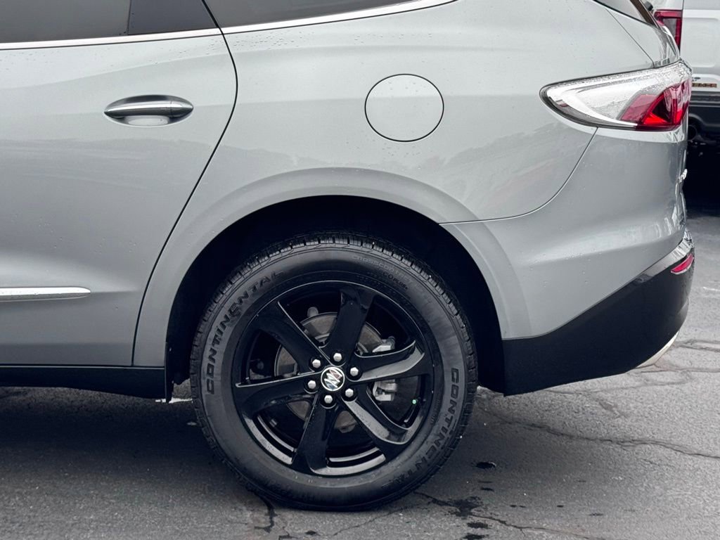 Used 2023 Buick Enclave Essence w/ Sport Touring Edition image 40