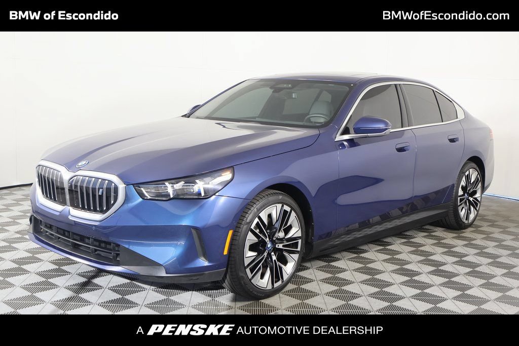 Used 2024 BMW i5 eDrive40i w/ Premium Package RWD video 1