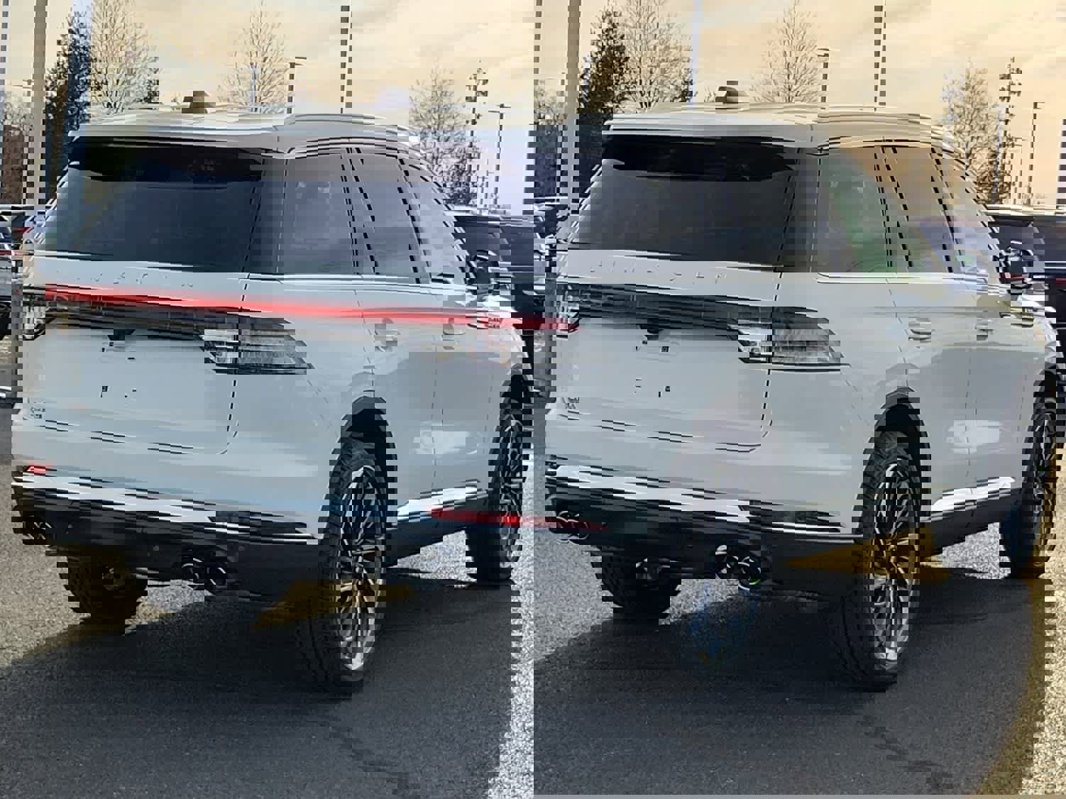 New 2025 Lincoln Aviator Reserve w/ Illumination Package image 3
