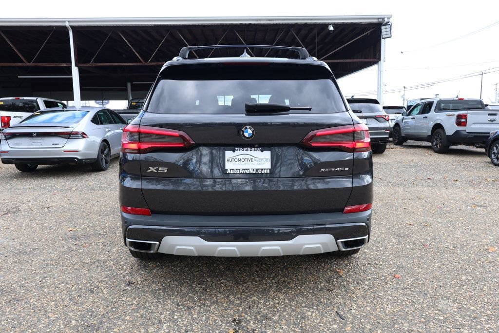 Used 2021 BMW X5 xDrive45e w/ Convenience Package image 4