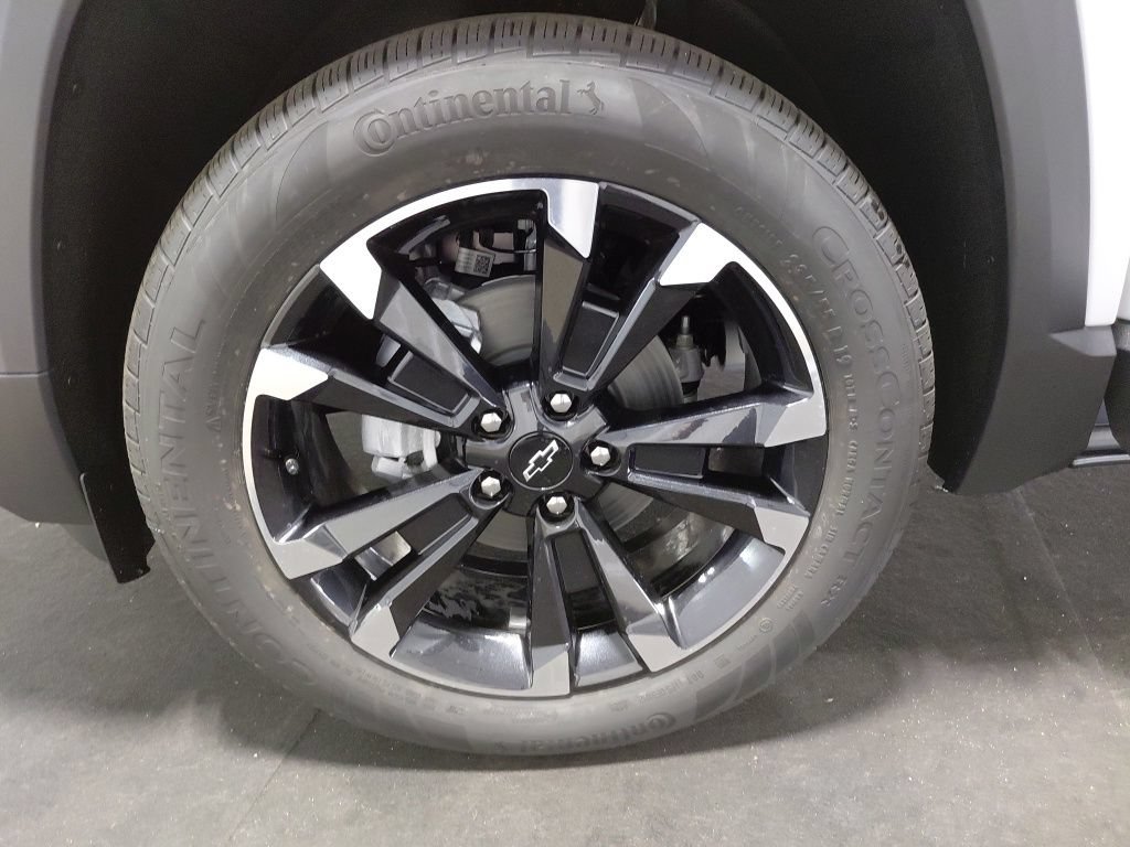 New 2027 Chevrolet Equinox RS AWD/4WD image 32