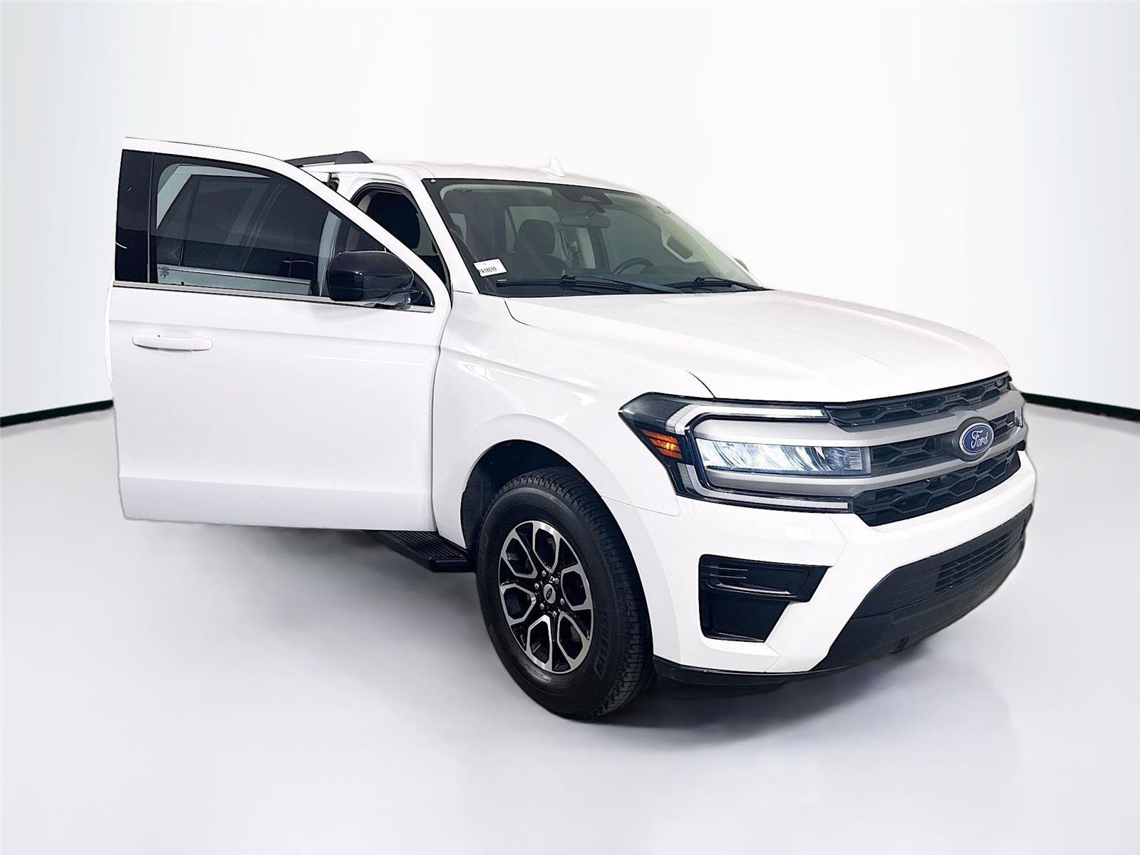 Used 2023 Ford Expedition Max XL RWD image 32