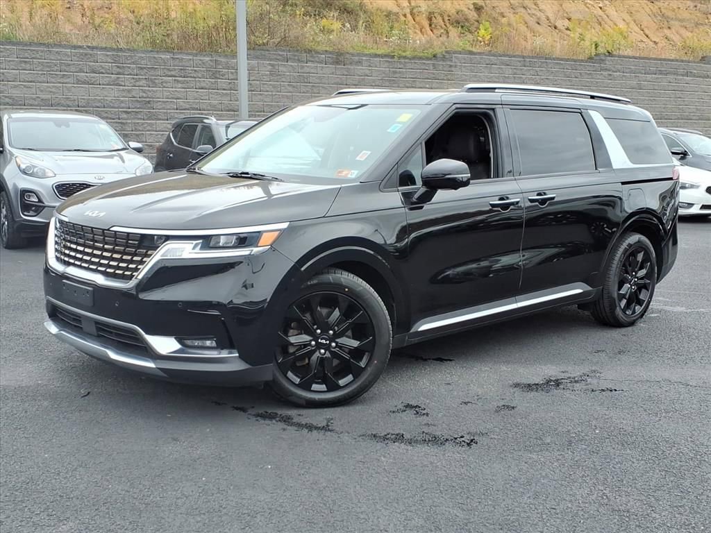 Certified 2022 Kia Carnival SX image 3