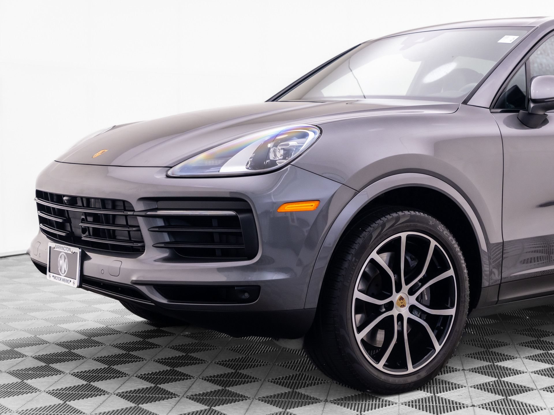 Certified 2023 Porsche Cayenne AWD/4WD image 37
