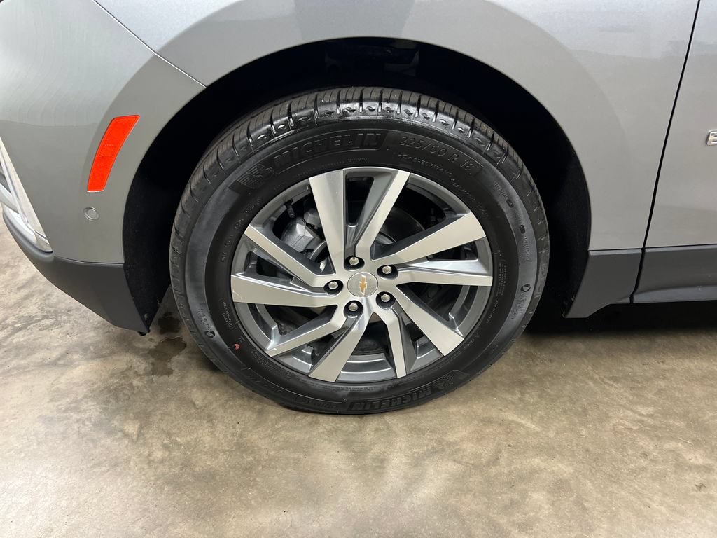 Certified 2024 Chevrolet Equinox Premier AWD/4WD image 10