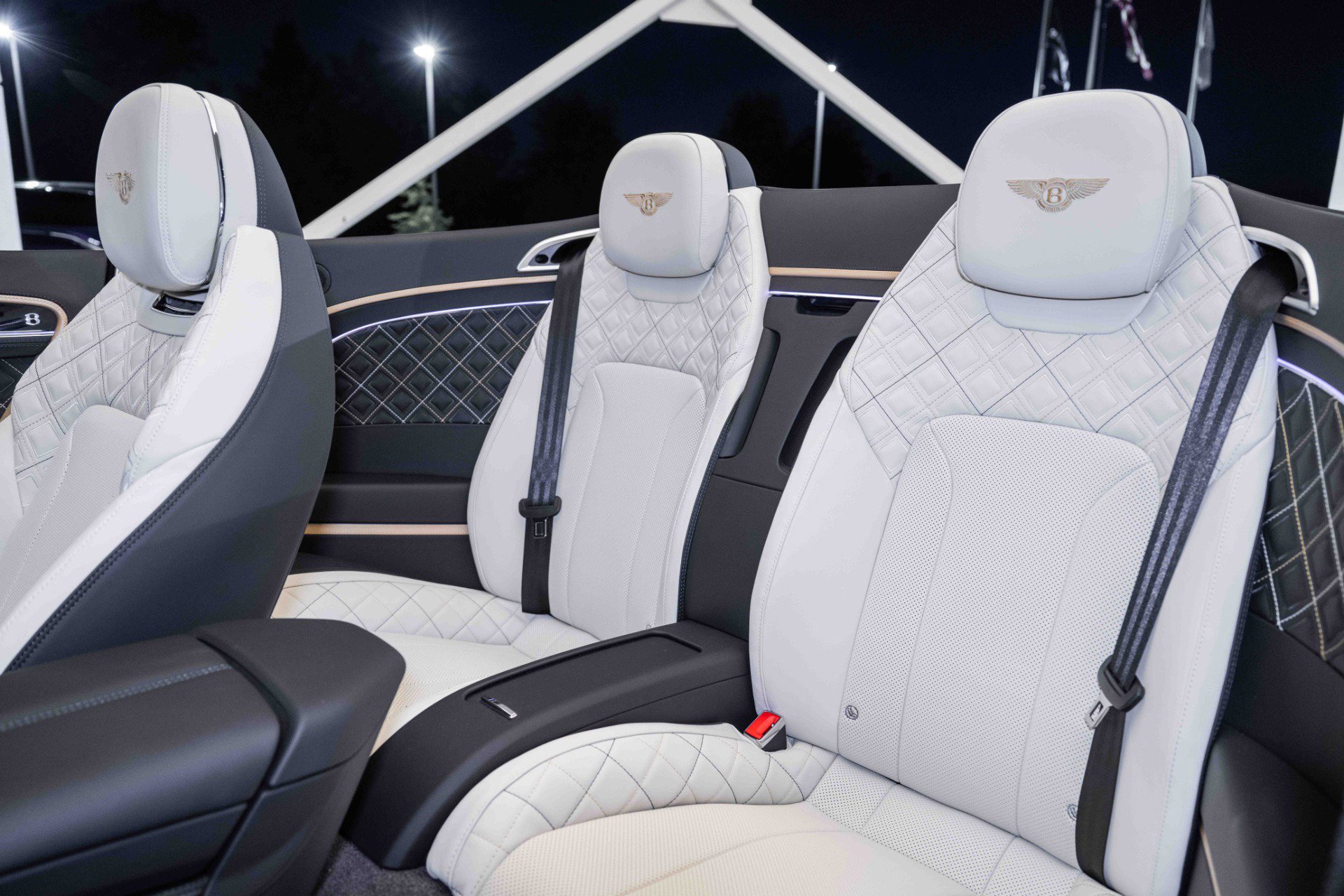 Used 2024 Bentley Continental GT Mulliner image 19