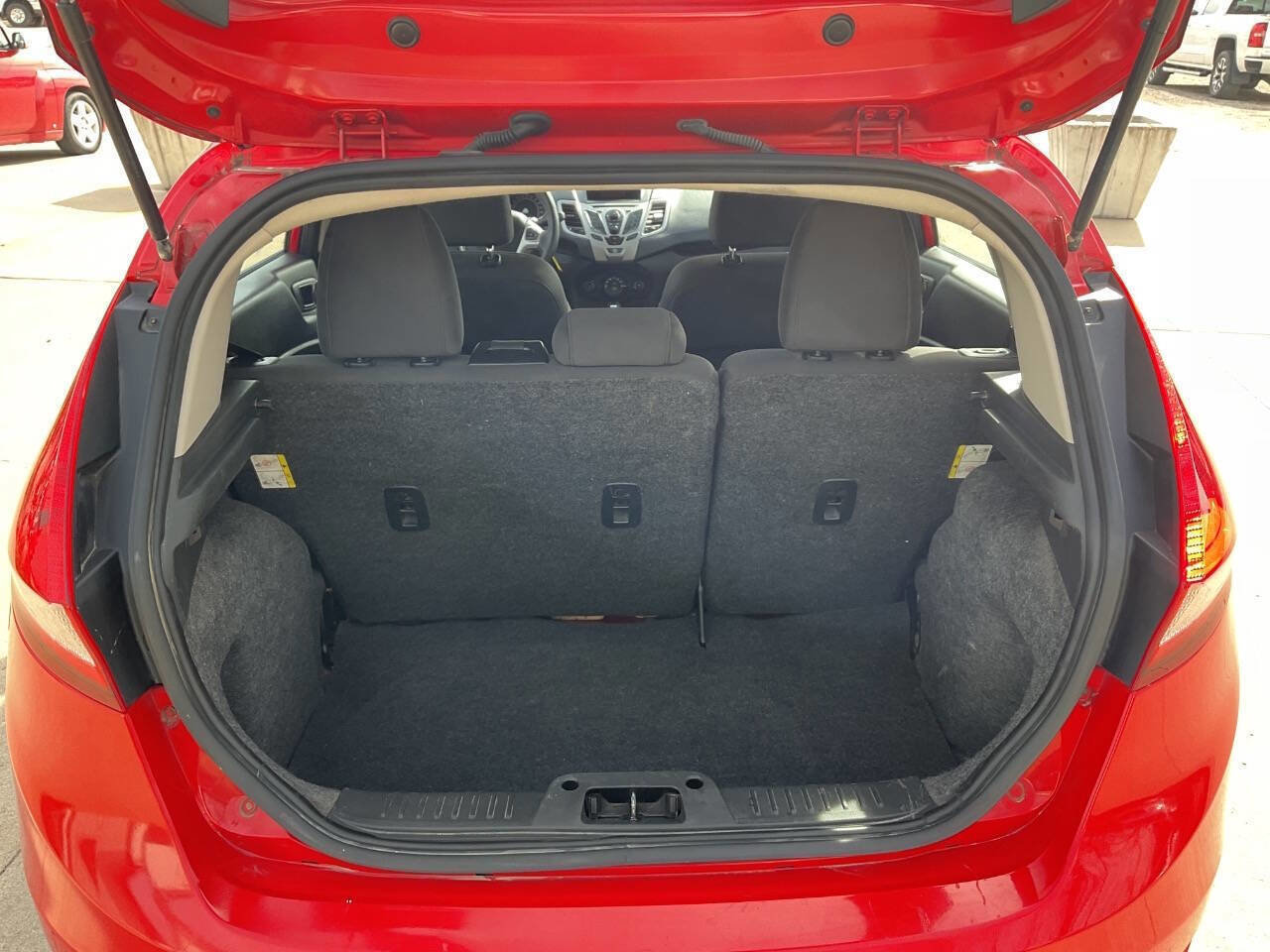 Used 2013 Ford Fiesta SE image 11