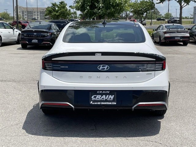 New 2025 Hyundai Sonata Limited image 6