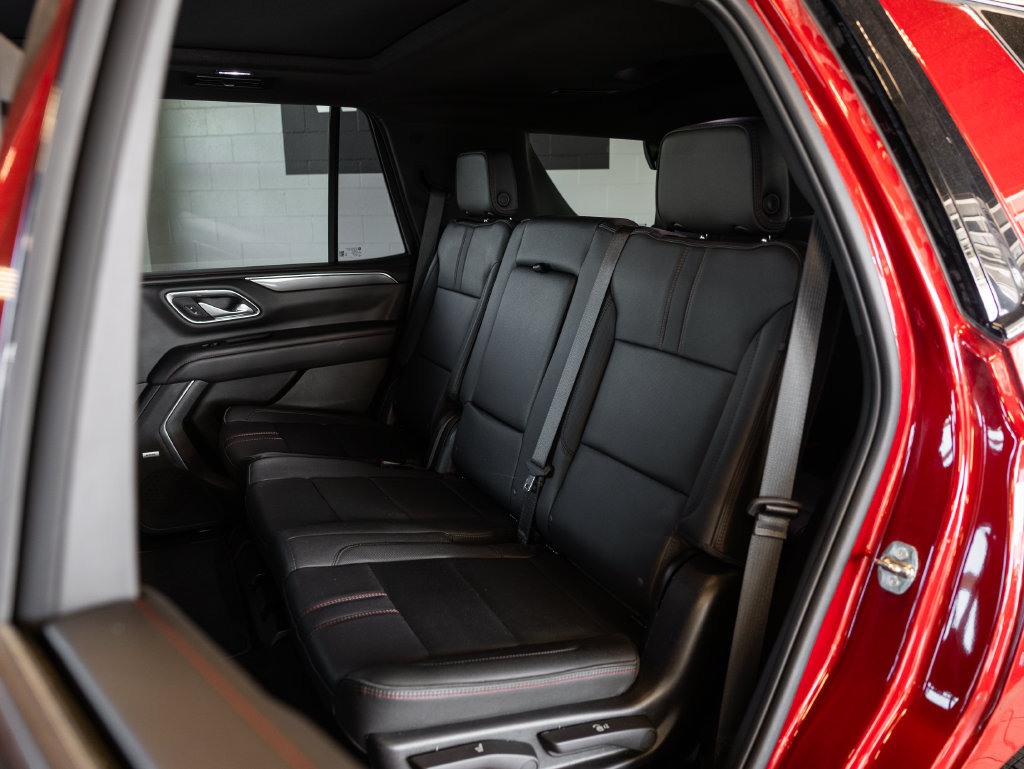 Used 2023 Chevrolet Tahoe RST AWD/4WD image 11