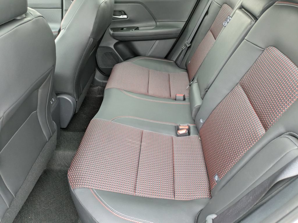Used 2026 Nissan Kicks SR w/ SR Premium Package AWD/4WD image 14