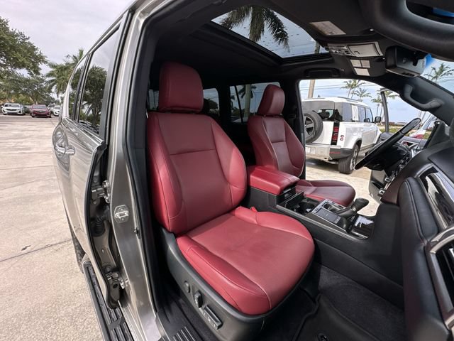 Used 2022 Lexus GX 460 Premium w/ Premium Package AWD/4WD image 34