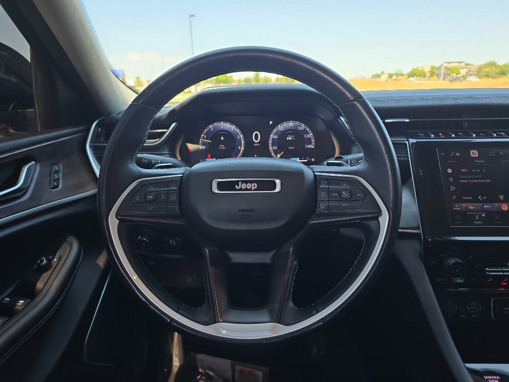 Used 2021 Jeep Grand Cherokee L Limited image 23